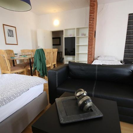 Moderne Studio Apartments Und 120Qm Wohnungen In Oberhausen, Ideal Fuer Geschaeftsreisende Und Monteure Oberhausen  Bagian luar foto