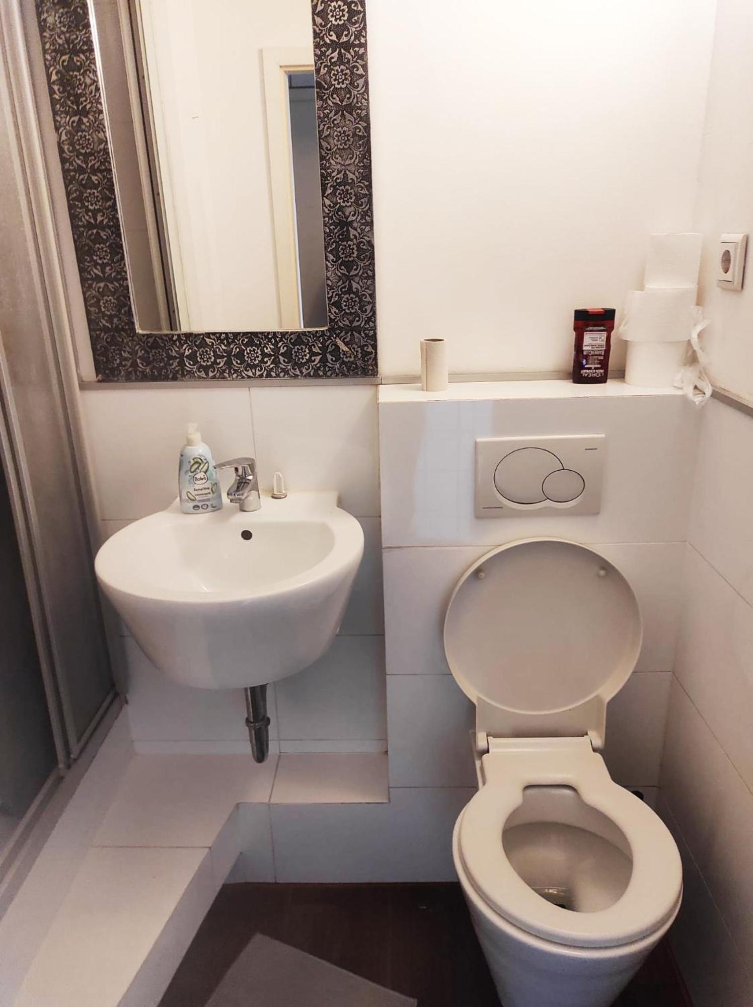Moderne Studio Apartments Und 120Qm Wohnungen In Oberhausen, Ideal Fuer Geschaeftsreisende Und Monteure Oberhausen  Bagian luar foto