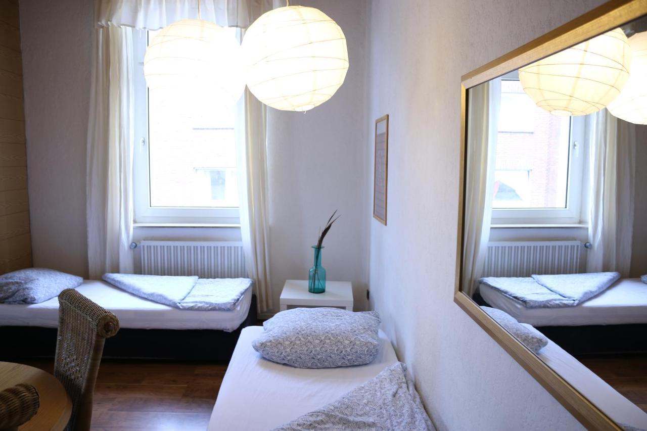 Moderne Studio Apartments Und 120Qm Wohnungen In Oberhausen, Ideal Fuer Geschaeftsreisende Und Monteure Oberhausen  Bagian luar foto