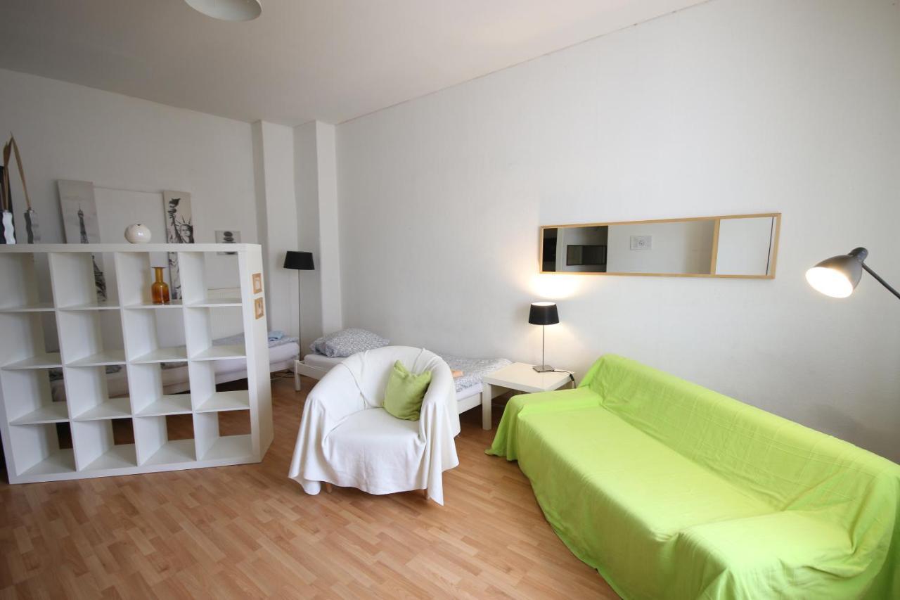 Moderne Studio Apartments Und 120Qm Wohnungen In Oberhausen, Ideal Fuer Geschaeftsreisende Und Monteure Oberhausen  Bagian luar foto