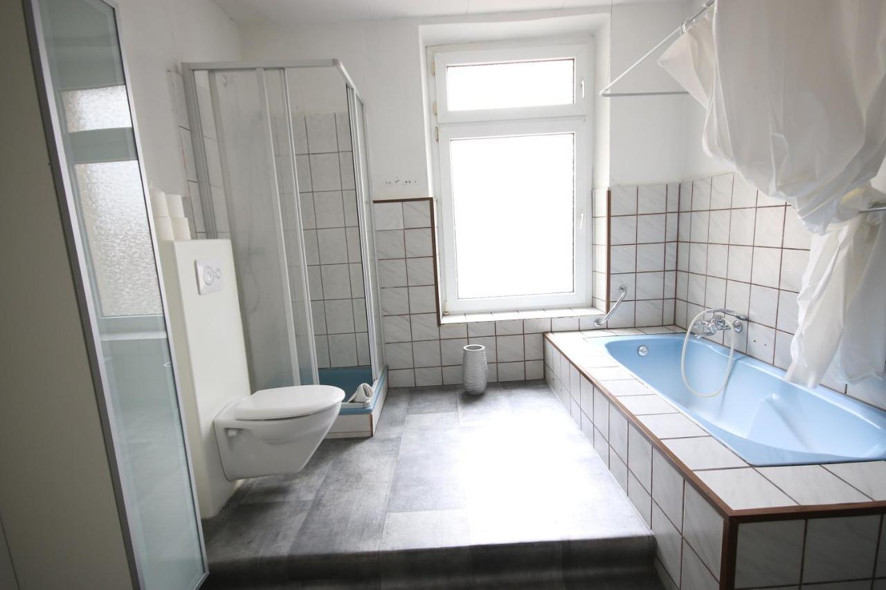Moderne Studio Apartments Und 120Qm Wohnungen In Oberhausen, Ideal Fuer Geschaeftsreisende Und Monteure Oberhausen  Bagian luar foto
