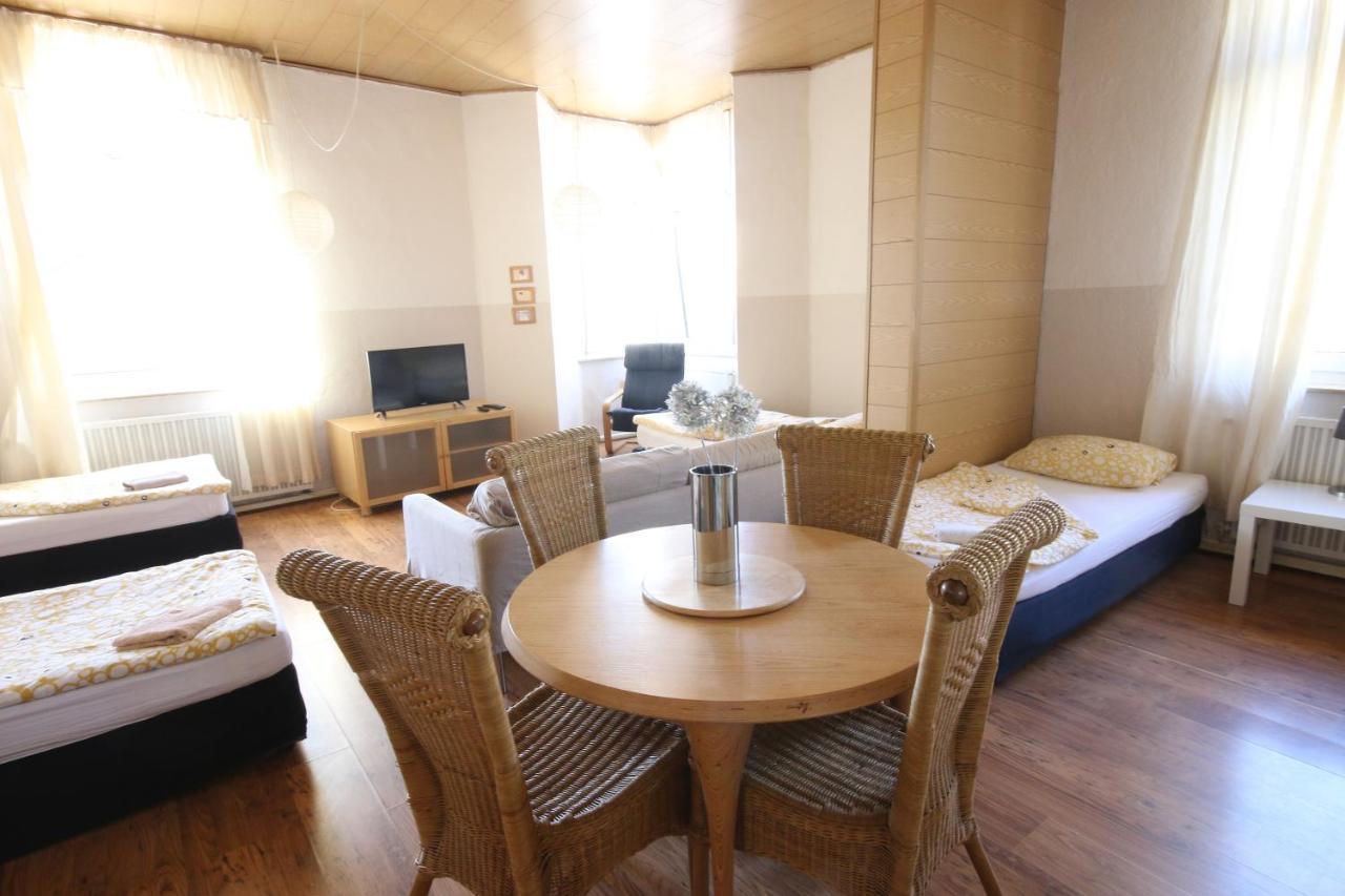 Moderne Studio Apartments Und 120Qm Wohnungen In Oberhausen, Ideal Fuer Geschaeftsreisende Und Monteure Oberhausen  Bagian luar foto