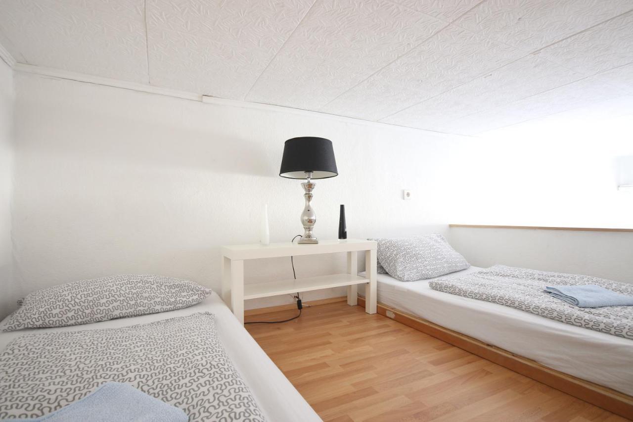 Moderne Studio Apartments Und 120Qm Wohnungen In Oberhausen, Ideal Fuer Geschaeftsreisende Und Monteure Oberhausen  Bagian luar foto