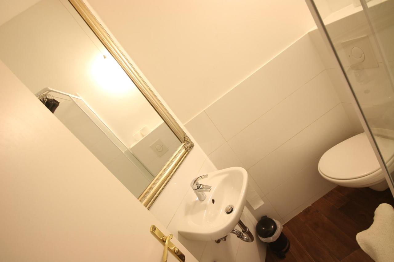 Moderne Studio Apartments Und 120Qm Wohnungen In Oberhausen, Ideal Fuer Geschaeftsreisende Und Monteure Oberhausen  Bagian luar foto