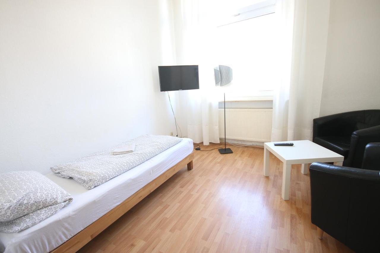 Moderne Studio Apartments Und 120Qm Wohnungen In Oberhausen, Ideal Fuer Geschaeftsreisende Und Monteure Oberhausen  Bagian luar foto