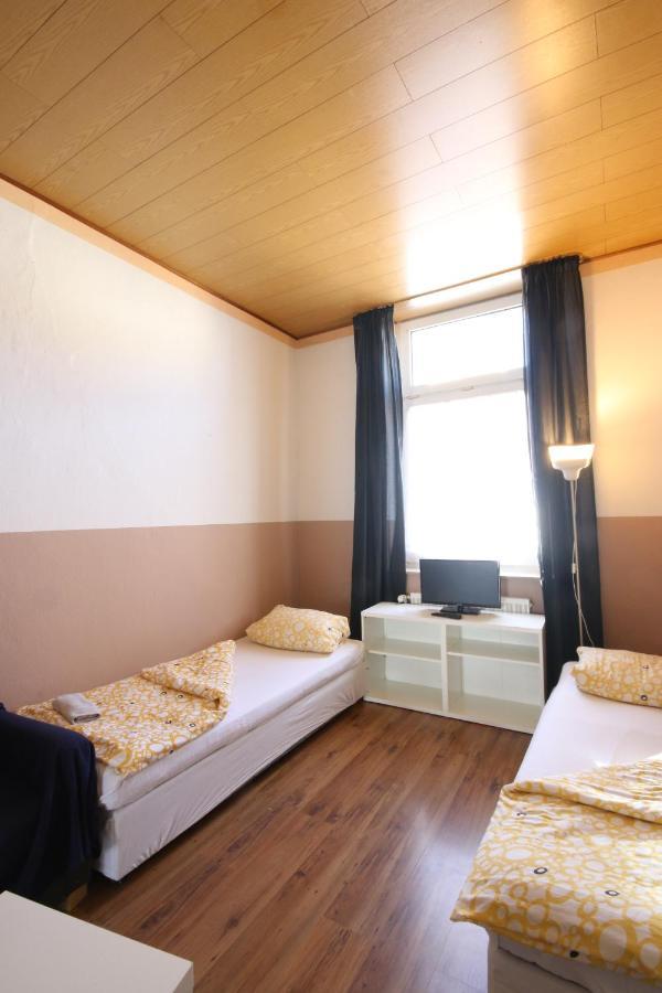 Moderne Studio Apartments Und 120Qm Wohnungen In Oberhausen, Ideal Fuer Geschaeftsreisende Und Monteure Oberhausen  Bagian luar foto