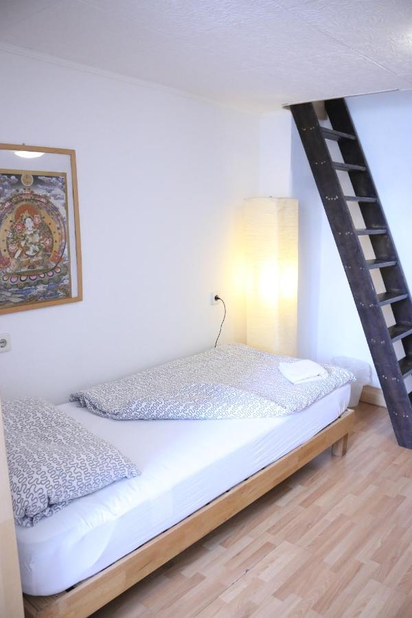 Moderne Studio Apartments Und 120Qm Wohnungen In Oberhausen, Ideal Fuer Geschaeftsreisende Und Monteure Oberhausen  Bagian luar foto
