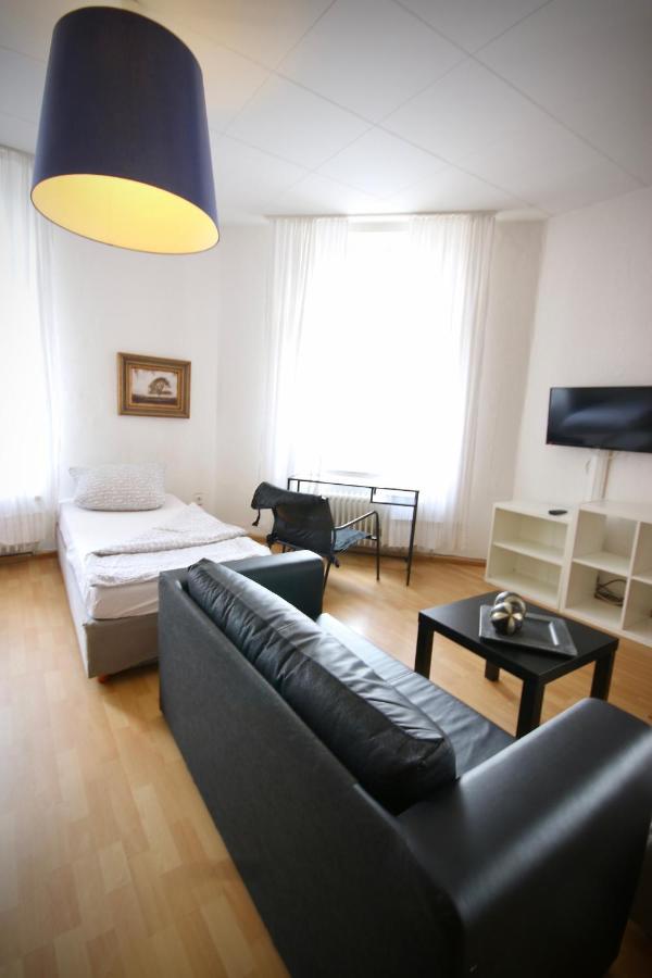 Moderne Studio Apartments Und 120Qm Wohnungen In Oberhausen, Ideal Fuer Geschaeftsreisende Und Monteure Oberhausen  Bagian luar foto